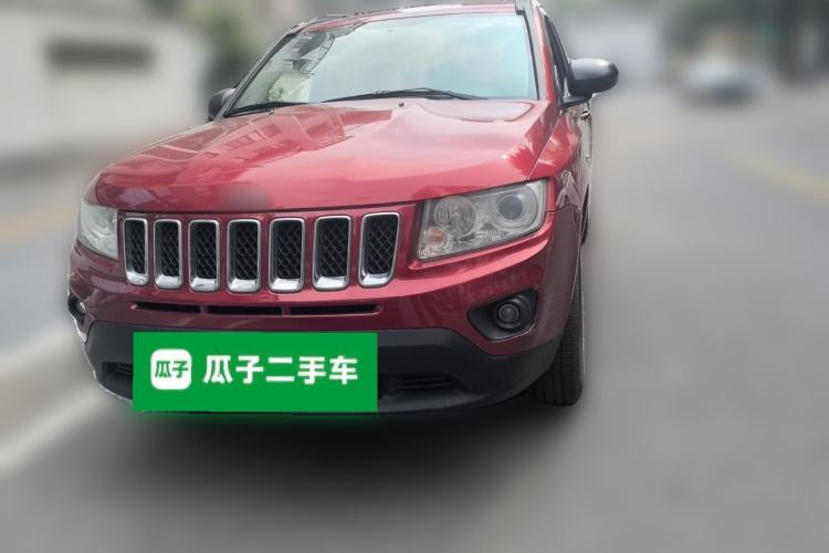 Used Jeep Compass 2013 2.0L two-wheel drive sport version Front