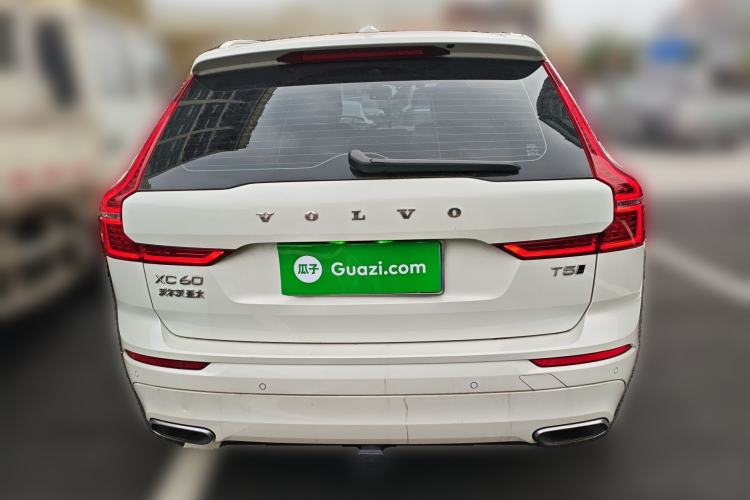 Used Volvo XC60 2019 T5 4x4 Smart Edition China V Standard Exterior 4