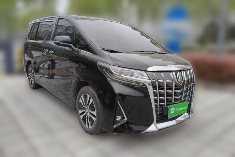 Used Toyota Alphard 2018 Revised Version 3.5L Luxury Edition Front Right 45 Deg