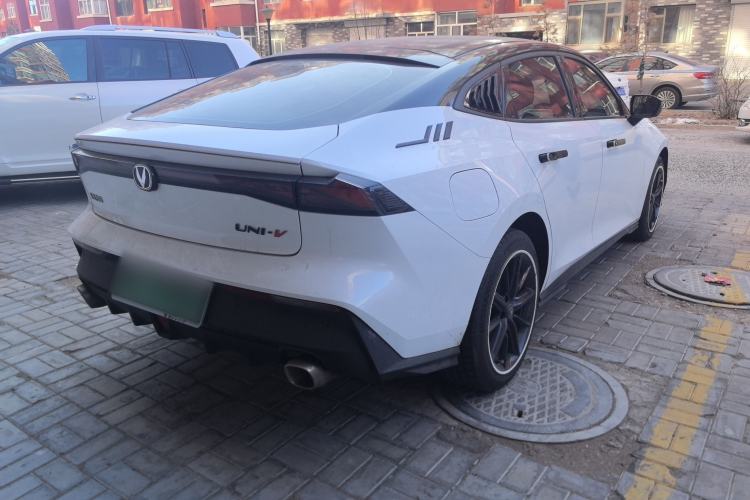 Used Changan UNI-V iDD 2023 Zhidian iDD 1.5T 113km Smart & Fun Version (Rapid Edition)