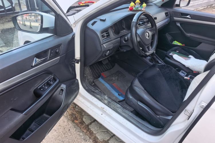 Used Volkswagen Lavida 2019 Lavida Start 1.5L Automatic Trendy Version China VI Standard Driver Seat