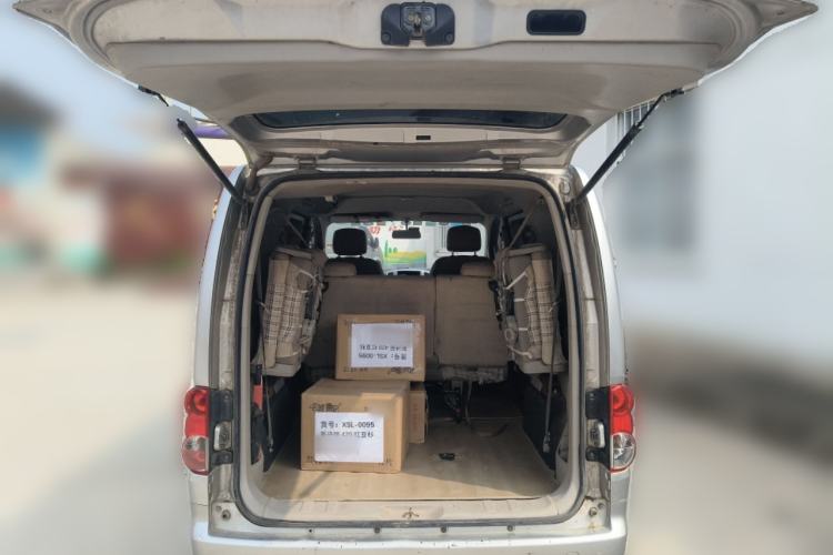 Used Nissan NV200 2014 1.6L CVT Luxury Model China IV Standard Trunk