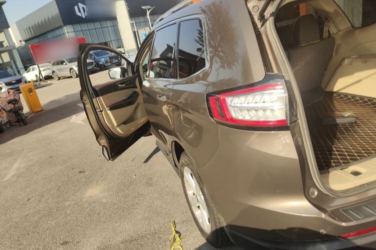 Used Ford Edge 2016 EcoBoost 245 Two-Wheel-Drive Titanium 5-Seater