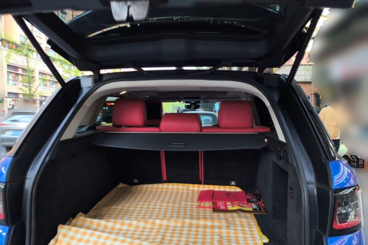 Used Land Rover Range Sport 2020 3.0 L6 HSE DYNAMIC Trunk