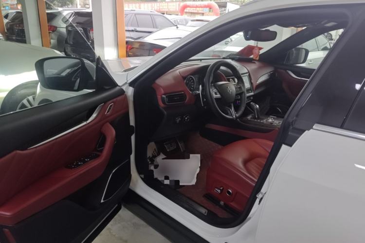 Used Maserati Levante 2021 3.0T Standard Edition Driver Seat