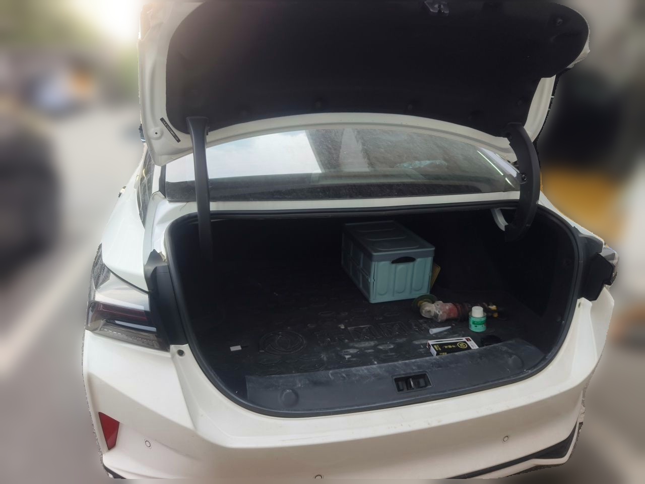 Dongfeng Aeolus Yixuan MAX 2021 1.5T Super Cool Trendy Dad Edition — снимка 19