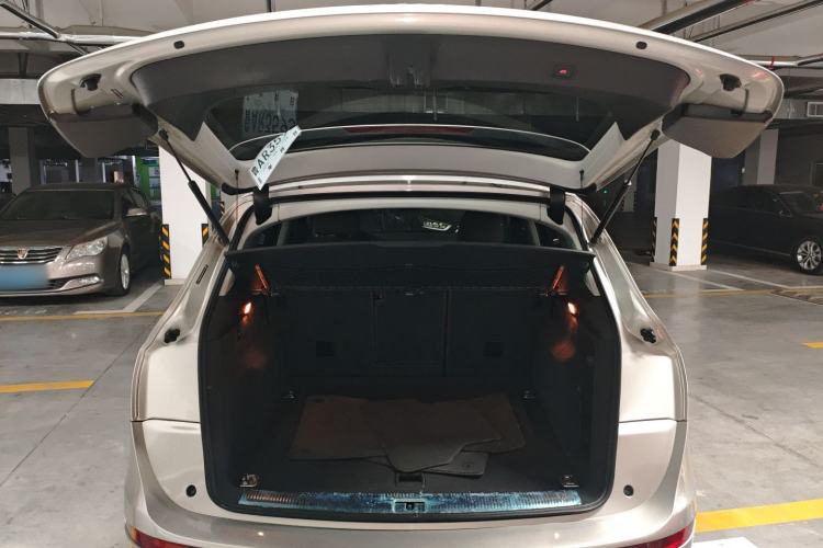 Used Audi Q5 2013 40 TFSI Comfort Edition Trunk
