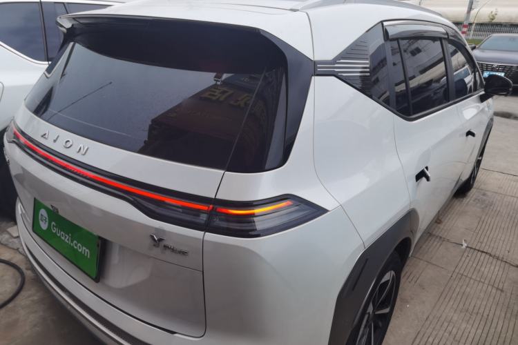 Used AION Y 2023 Plus 510 Smart Edition