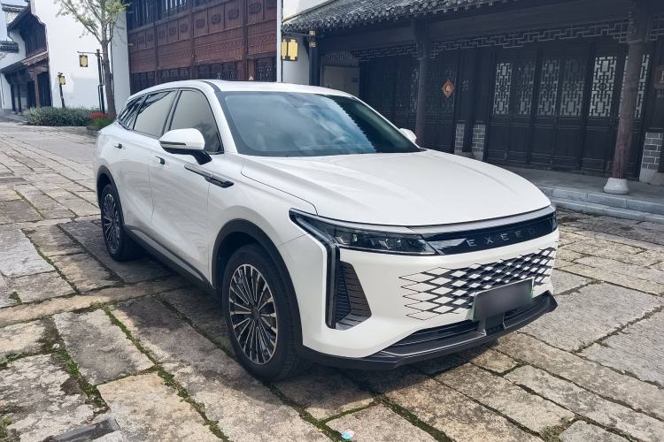 Used EXEED Stellar C-DM 2024 1.5T Long-Range Pro
