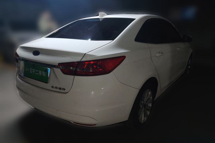 Used Ford Escort 2015 1.5L Automatic Fashion Model
