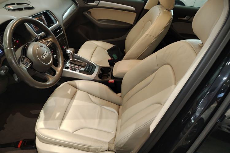 Used Audi Q5 2015 40 TFSI Technology Edition Left Front Seat