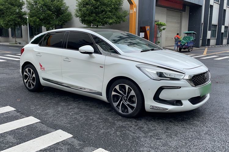 Used DS 5 2015 1.8T Prestige Edition THP200