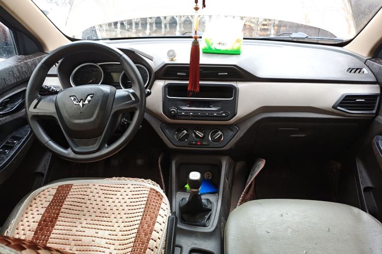 Used Wuling Hongguang 2018 1.5L S Standard Version L2B