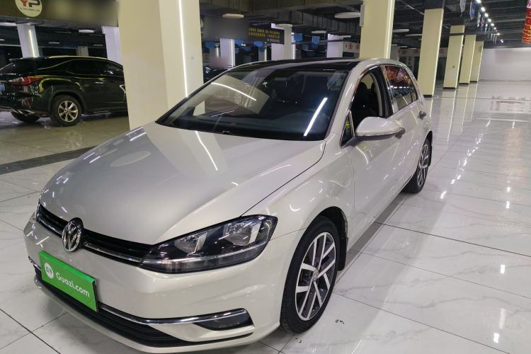 Used Volkswagen Golf 2018 230TSI Automatic Luxury Version