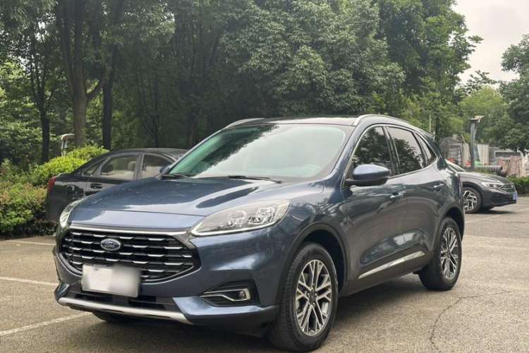 Used Ford Escape 2020 EcoBoost 245 Two-Wheel-Drive Titanium Edition