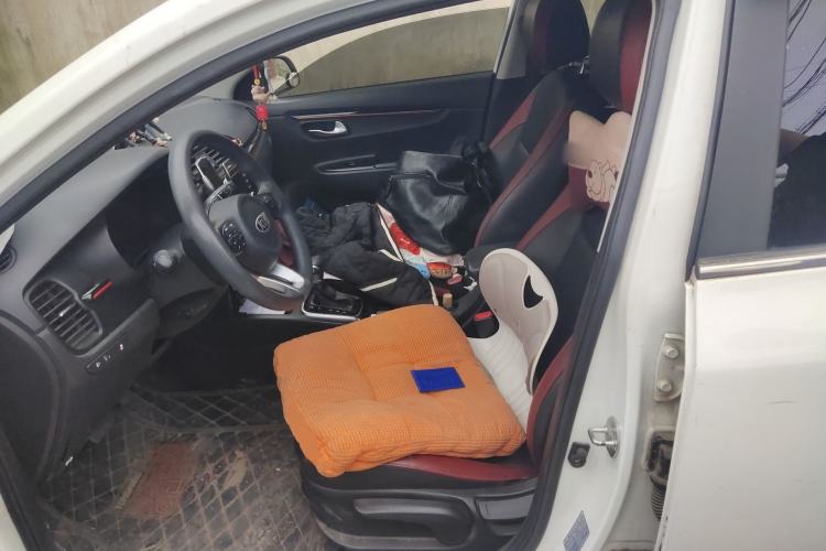 Used Kia KX Cross 2017 1.4L AT GLS
