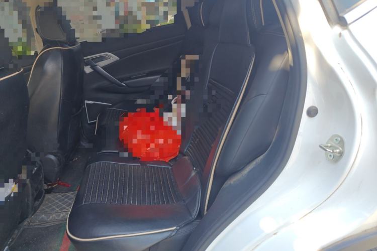 Used Geely Auto Emgrand X7 Sport 2021 Million Edition 1.8TD DCT Two-Wheel Drive Luxury Model Left Rear Seat