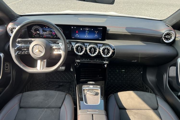 Used Mercedes-Benz CLA 2024-Year Facelifted CLA 200