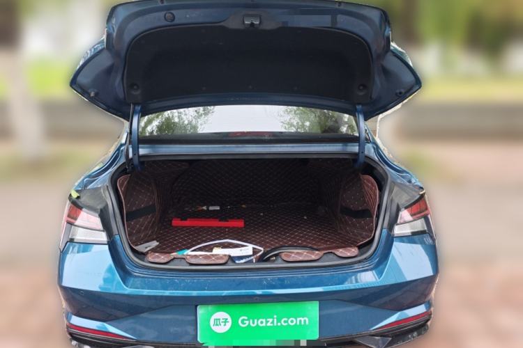 Used Hyundai Elantra 2021 1.5L CVT LUX Prestige Edition