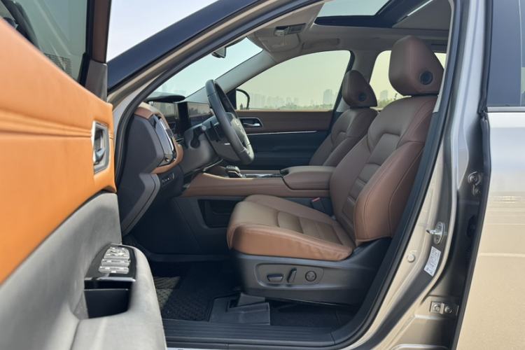 Used Nissan Pathfinder 2024 380 VC-TURBO Four-Wheel Drive Intelligent Driving Version 6 Seats Left Front Seat