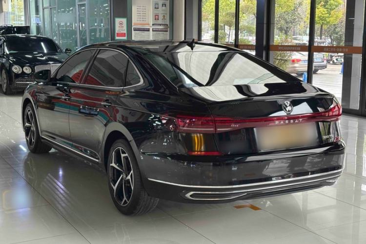 Used Volkswagen Passat 2024 380TSI Starry Luxury Edition