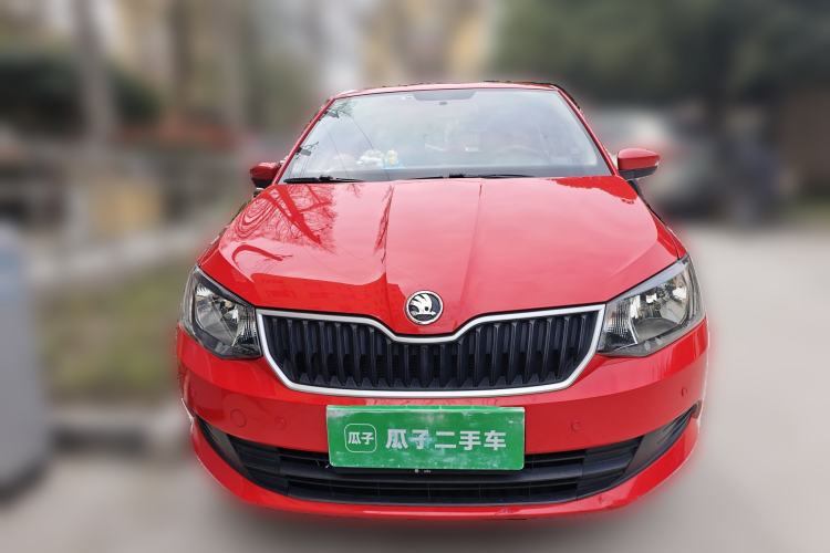 Used Skoda Fabia 2017 1.4L Automatic Car Enjoy Edition
