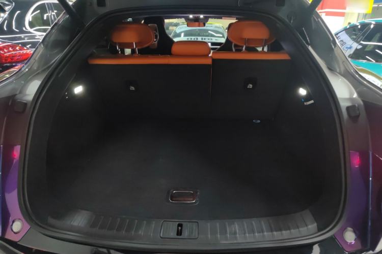 Used Xiaomi Auto YU7 2025 Ultra-Long Range High-Performance All-Wheel-Drive Max Edition
