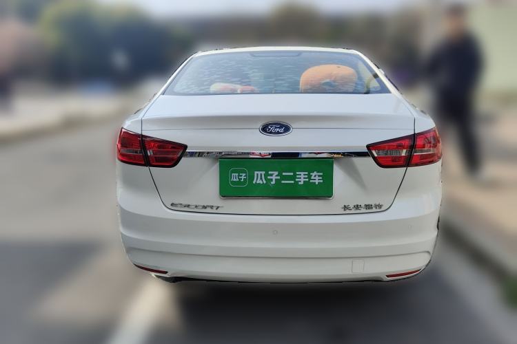 Used Ford Escort 2015 1.5L Automatic Fashion Model