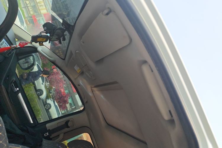 Used SAIC MAXUS G10 2019 PLUS 2.0T Automatic Elite Edition China VI Standard
