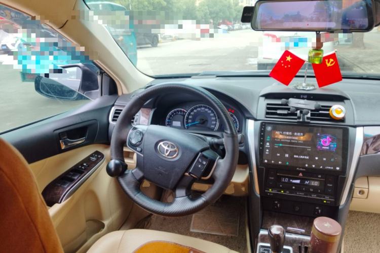 Used Toyota Camry 2016 2.0G 10th Anniversary Leading Edition Steering Wheel