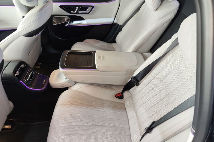 Used Mercedes-Benz E-Class 2024 E 300 L Luxury Model
