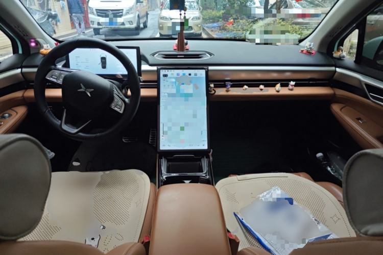 Used XPeng P5 2022 550E Center Console