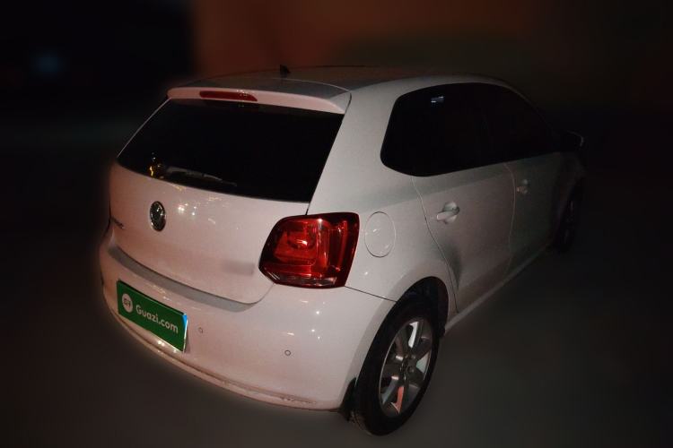 Used Volkswagen Polo 2013 1.4L Manual Comfort Edition Rear Right 45 Deg