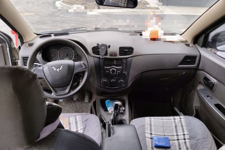 Used Wuling Hongguang 2015 1.5L S Basic Version China V Standard
