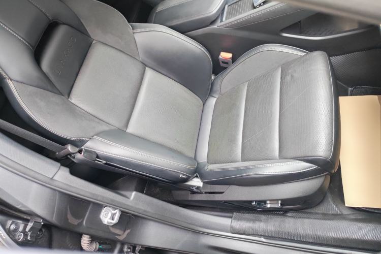 Used Lynk & Co 03 2023 2.0TD DCT JingPro
