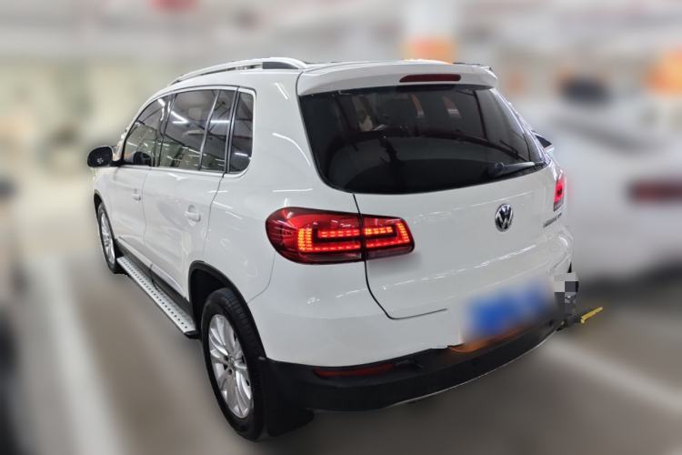 Used Volkswagen Tiguan 2015 1.8TSI Automatic Two-Wheel Drive Luxury Model Rear Left 45 Deg