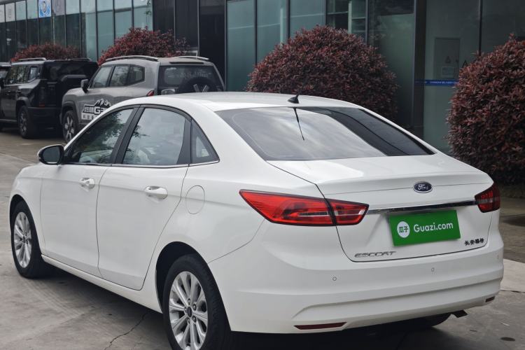 Used Ford Escort 2015 1.5L Automatic Fashion Model