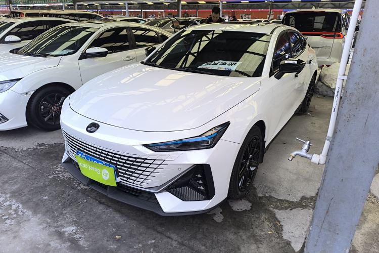 Used Changan UNI-V 2023 1.5T Premium Model