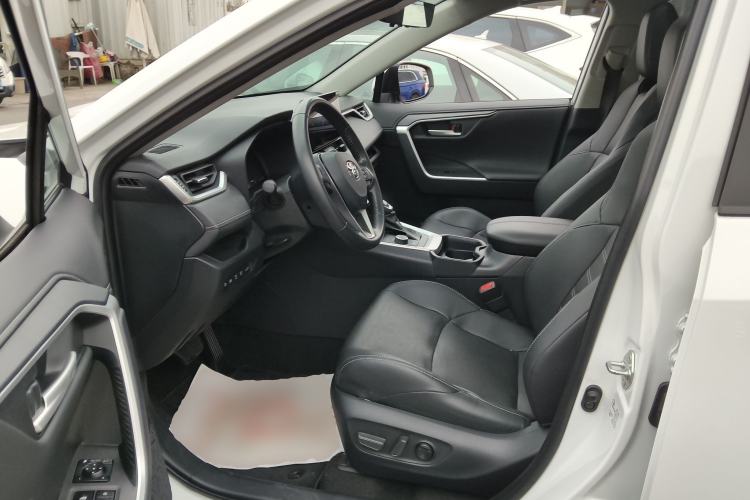 Used Toyota Wildlander 2023 Dual-Motor 2.5L E-CVT Four-Wheel Drive Prestige Edition
