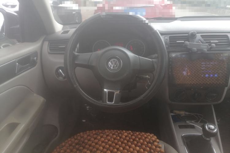 Used Volkswagen Bora 2012 1.6L Manual Comfort Model Steering Wheel