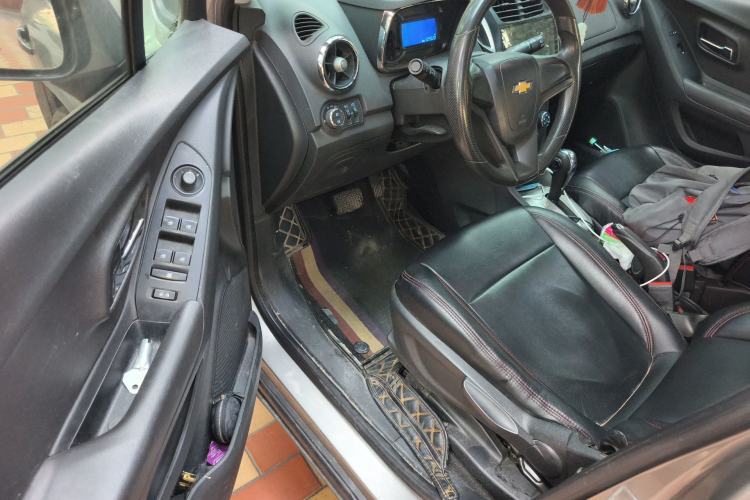 Used Chevrolet Trax 2014 1.4T Automatic Two-Wheel Drive Comfort Version Driver Seat