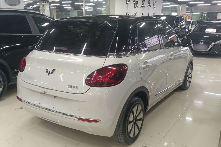Used Wuling Bingo 2023 333 km Enjoyment Version
