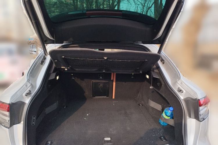 Used Maserati Levante 2016 3.0T Standard Edition Trunk