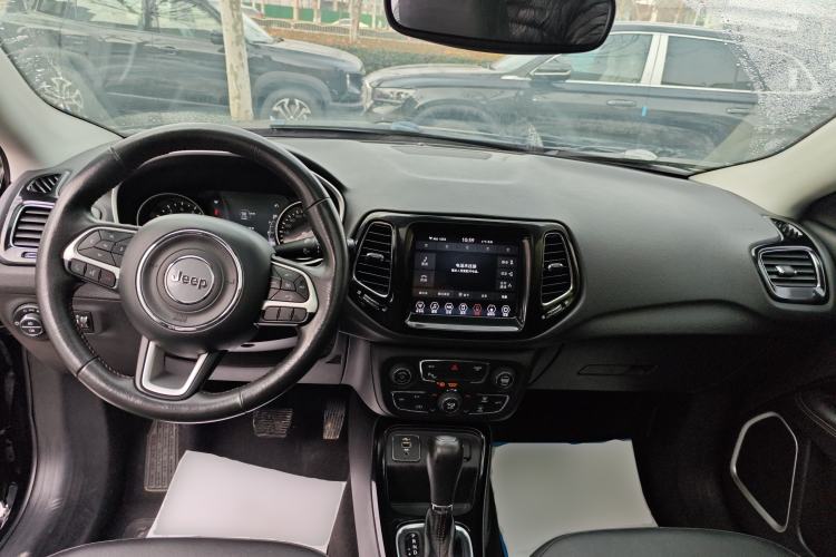 Used Jeep Compass 2019 220T Automatic Family Edition