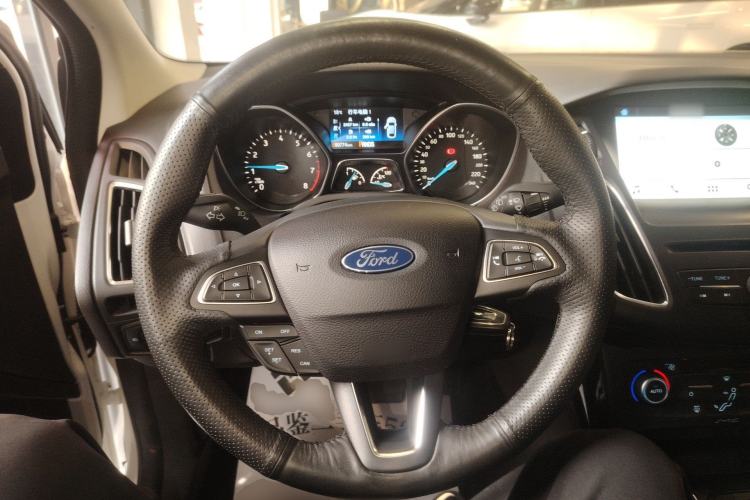 Used Ford Focus 2018 Hatchback Classic EcoBoost 180 Automatic Elite Model
