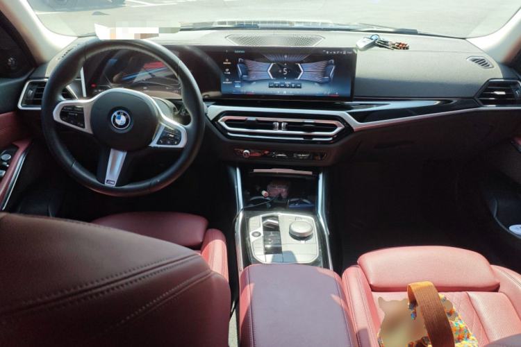 Used BMW i3 2024 eDrive 35 L
