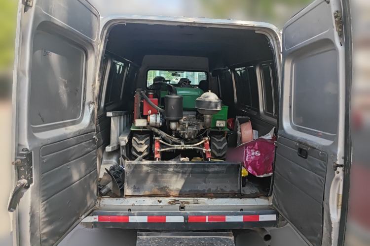 Used Ford Classic Transit 2013 2.8T Diesel Ice White Logistics Vehicle Long Wheelbase Mid-Roof Design – JX493ZLQ4
