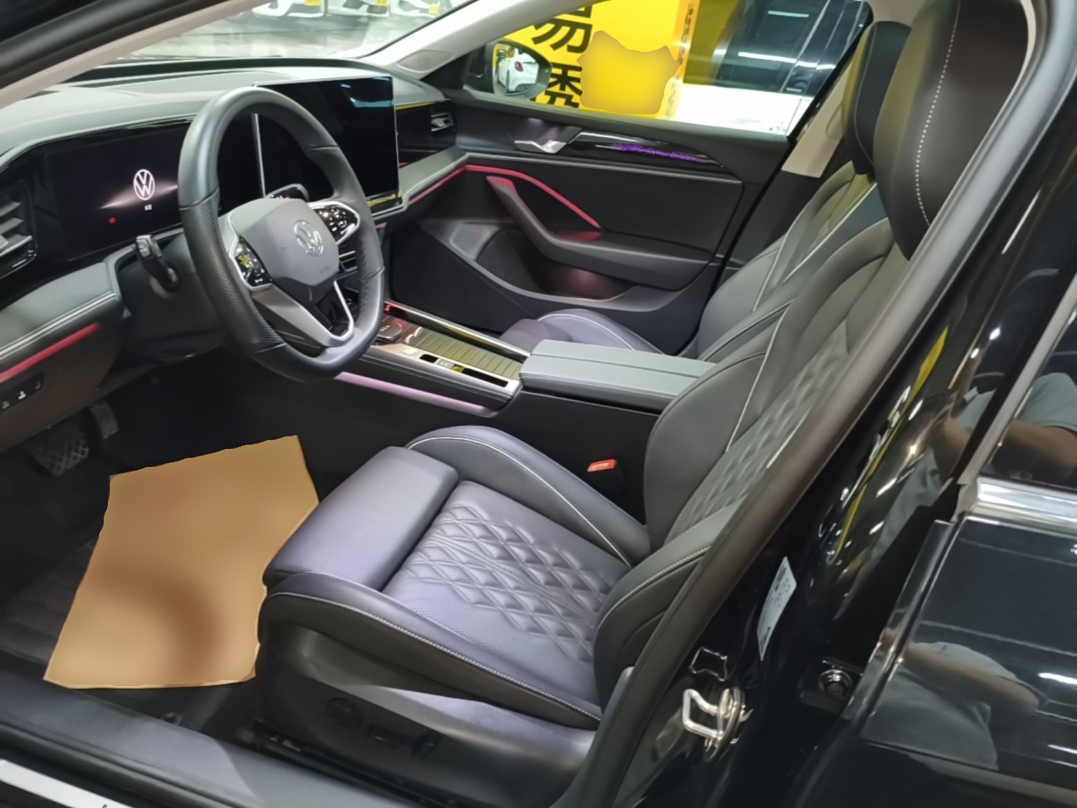 Interior delantero