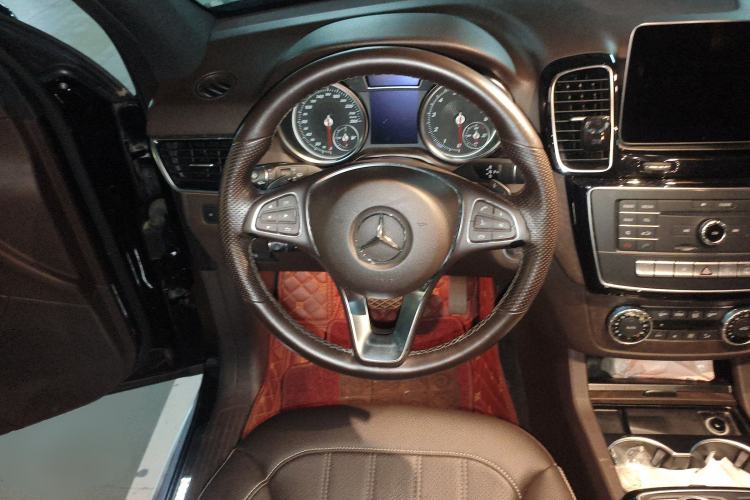 Used Mercedes-Benz GLE 2017 GLE 320 4MATIC Luxury Model