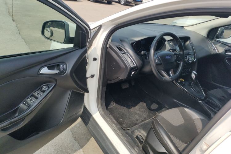 Used Ford Focus 2015 Sedan 1.6L Automatic Trend Model
